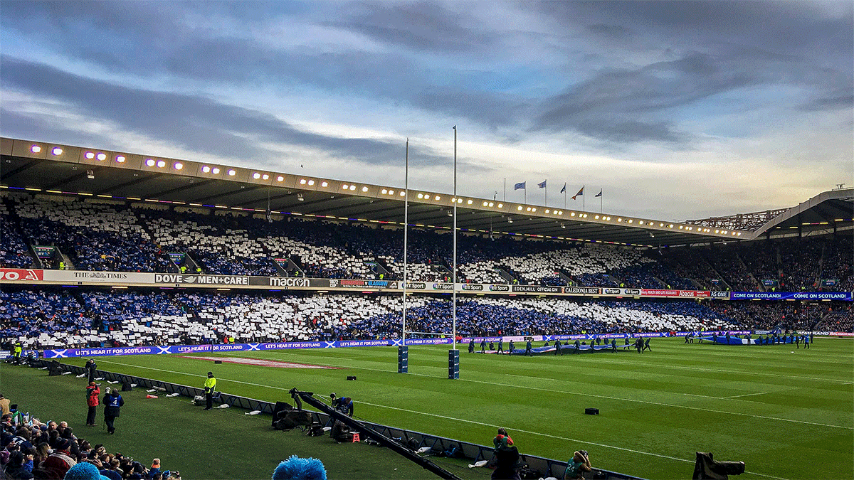 Vue des tribunes du stade de Murrayfield avec un superbe tifo des supporters écossais